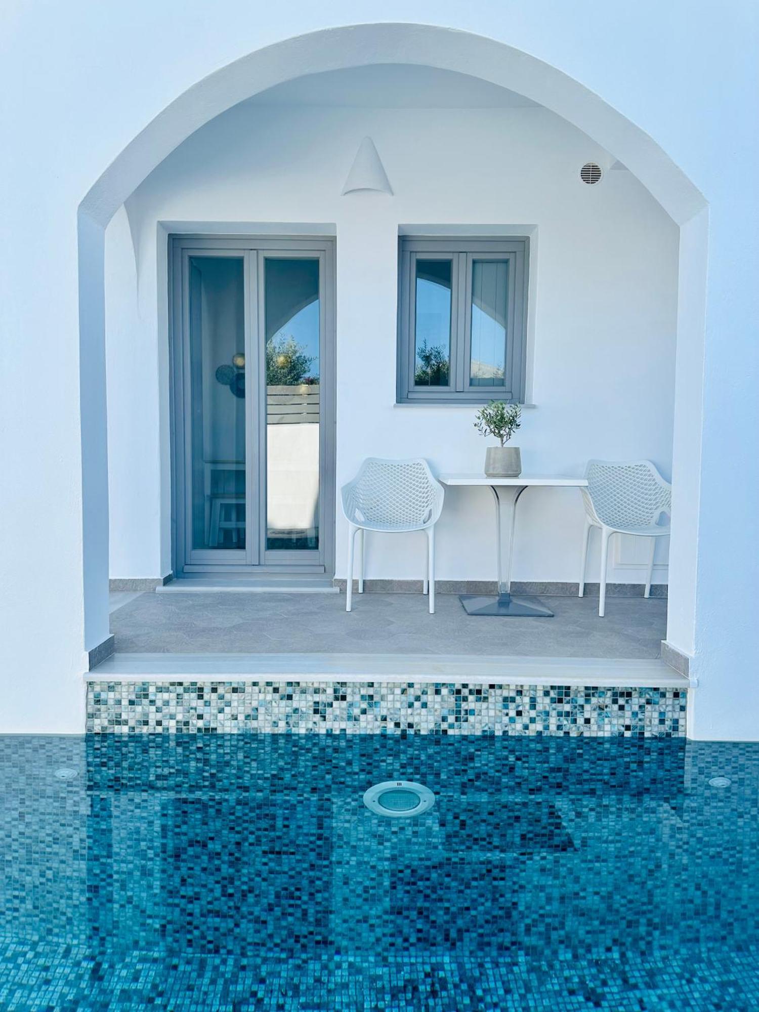 White Harmony Suites Меґалохорі Екстер'єр фото